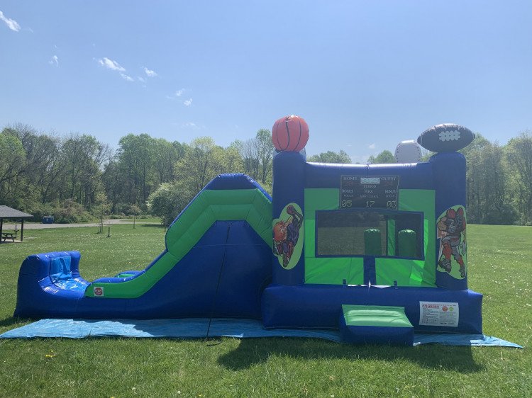 Sports bounce house combo